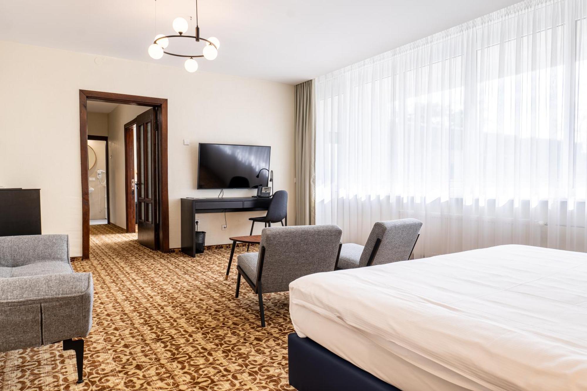 Zilvinas Hotel Palanga Bagian luar foto
